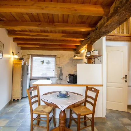 Charmant Gite En Dordogne Avec Piscine, Terrasse Privee Et Confort Complet - Fr-1-616-361 * Bertric-Burée
